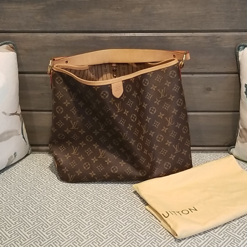Louis Vuitton MM Delightful